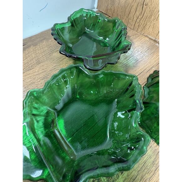 Vintage Anchor Hocking Forest Green Maple Leaf Dessert Bowl Set of 3 - Picture 4 of 4